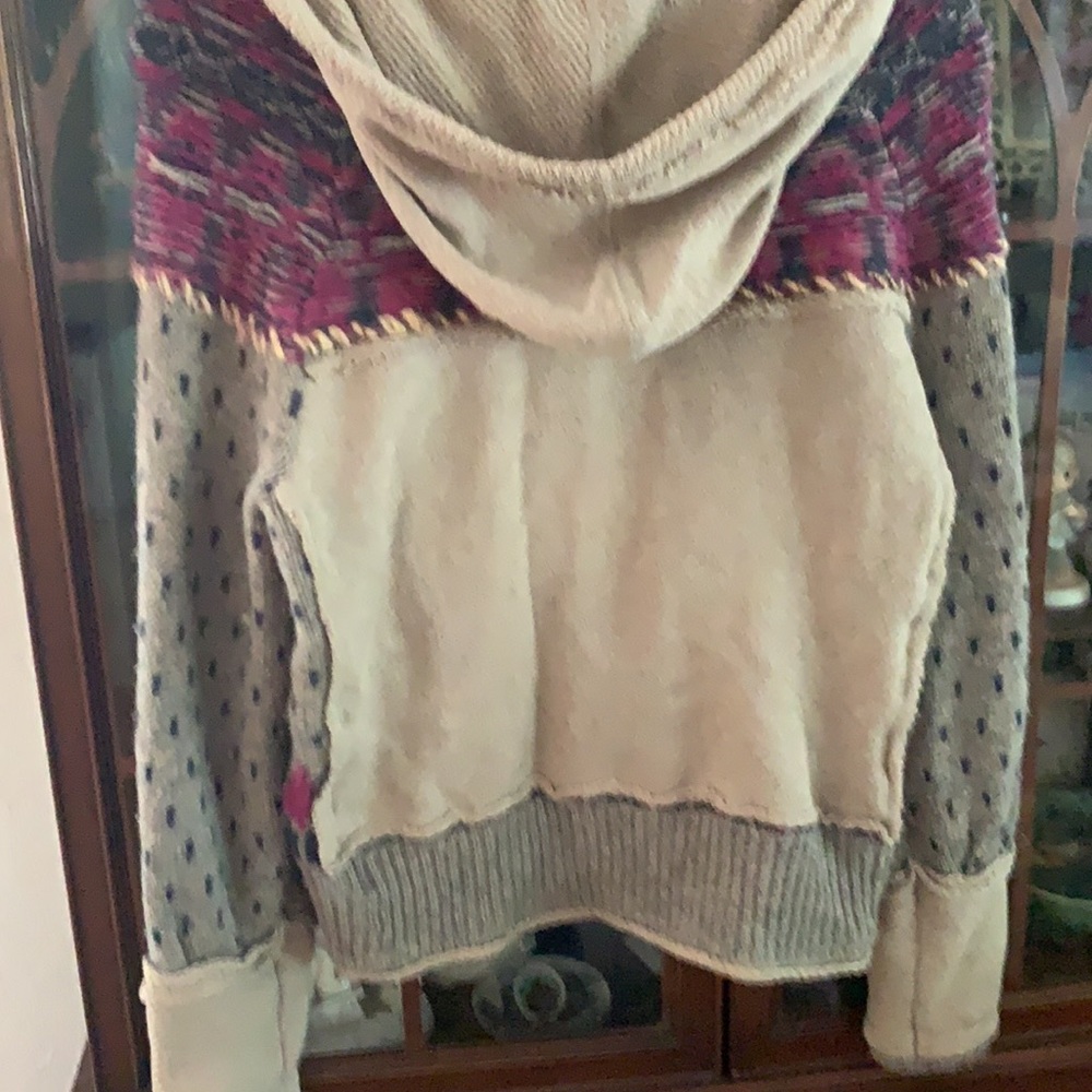 Free people sweater with hood size Xs - Picture 10 of 11
